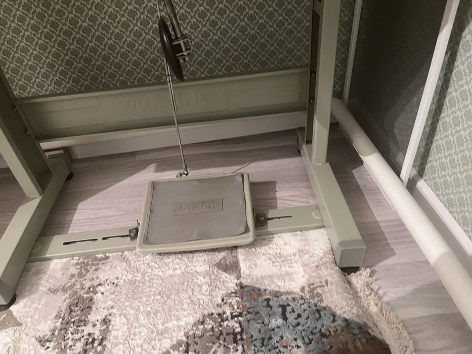 Продается швейная машинка