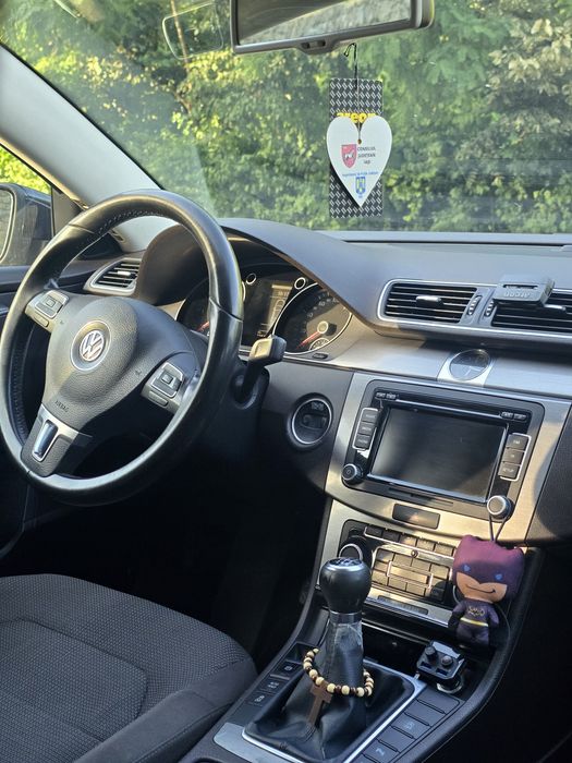 VOLKSWAGEN Passat 2011 — imagine 11