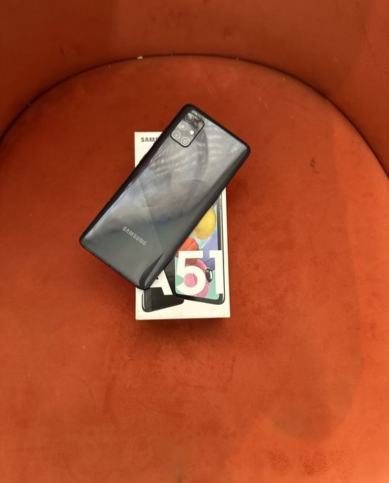 Samsung A51 сотилади 50 000