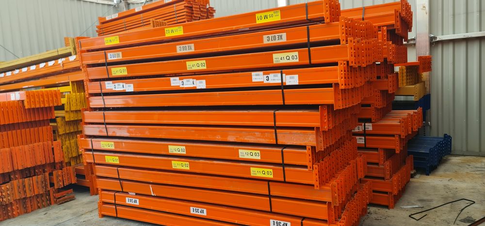 Rafturi metalice profesionale