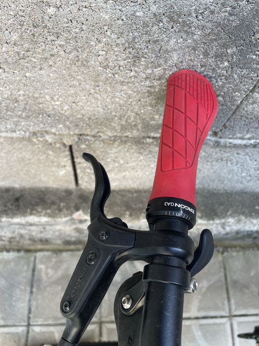 Градски/трекинг велосипед Scott