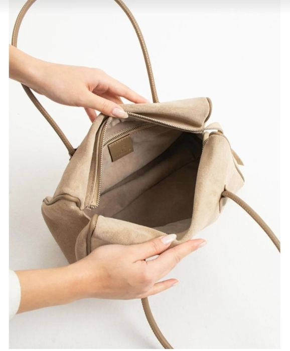 Женская сумка через плечо из натуральной замши