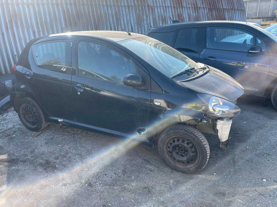 Тойота Айго 1.0i / Toyota Aygo 1.0i на части
