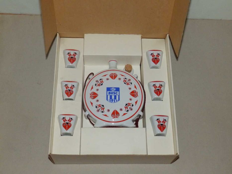 Порцеланов сервиз за ракия Hollohaza Унгария