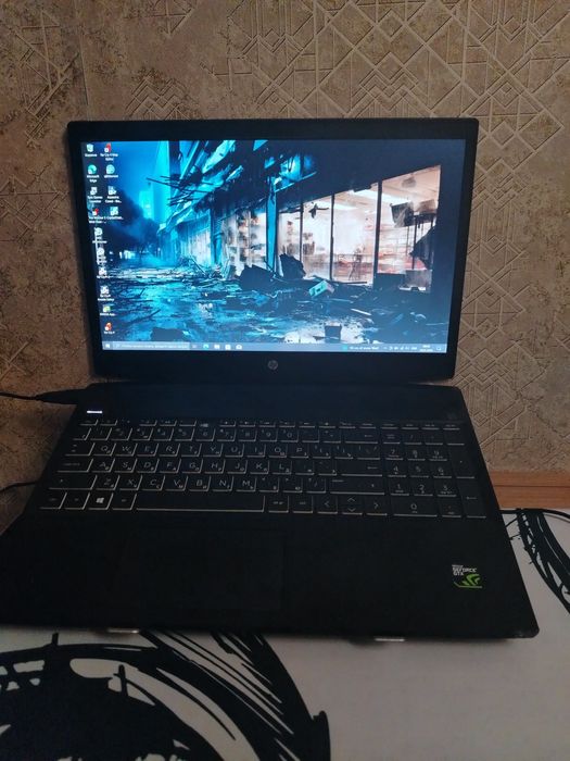 Игровой ноутбук HP