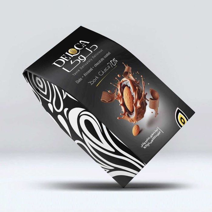 Шоколадные финики с миндалем. 250 г/ бренд DELOCA