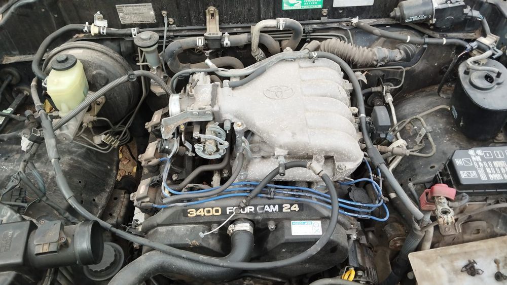 Двигатель на Land cruiser Prado 95