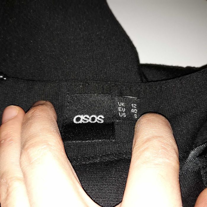 Rochie neagra sexy  Asos