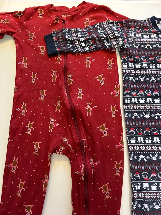 Лот Коледни бодита и пижамки 86/92 см Lupilu