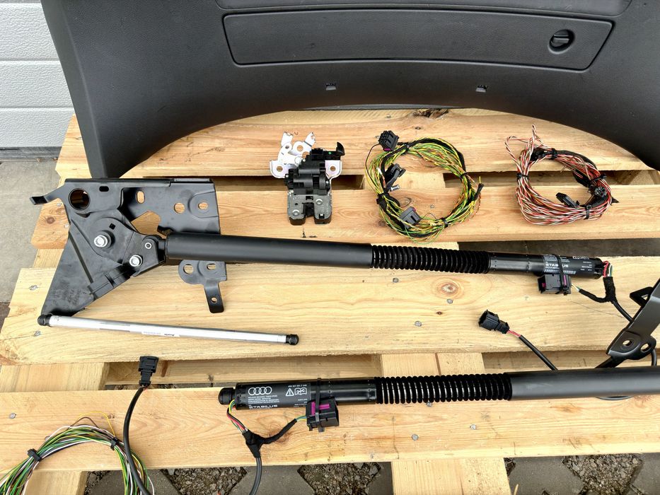 Автоматичен багажник AUDI A7 C7 4G Комплкет