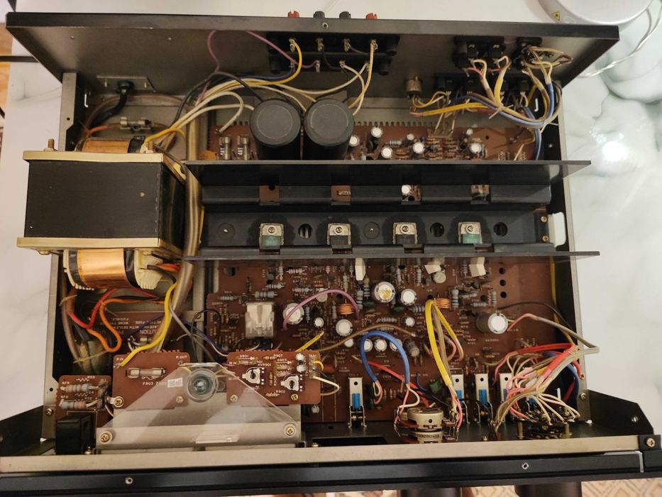 amplificator Sharp SM 30HB și Nikko NA-690