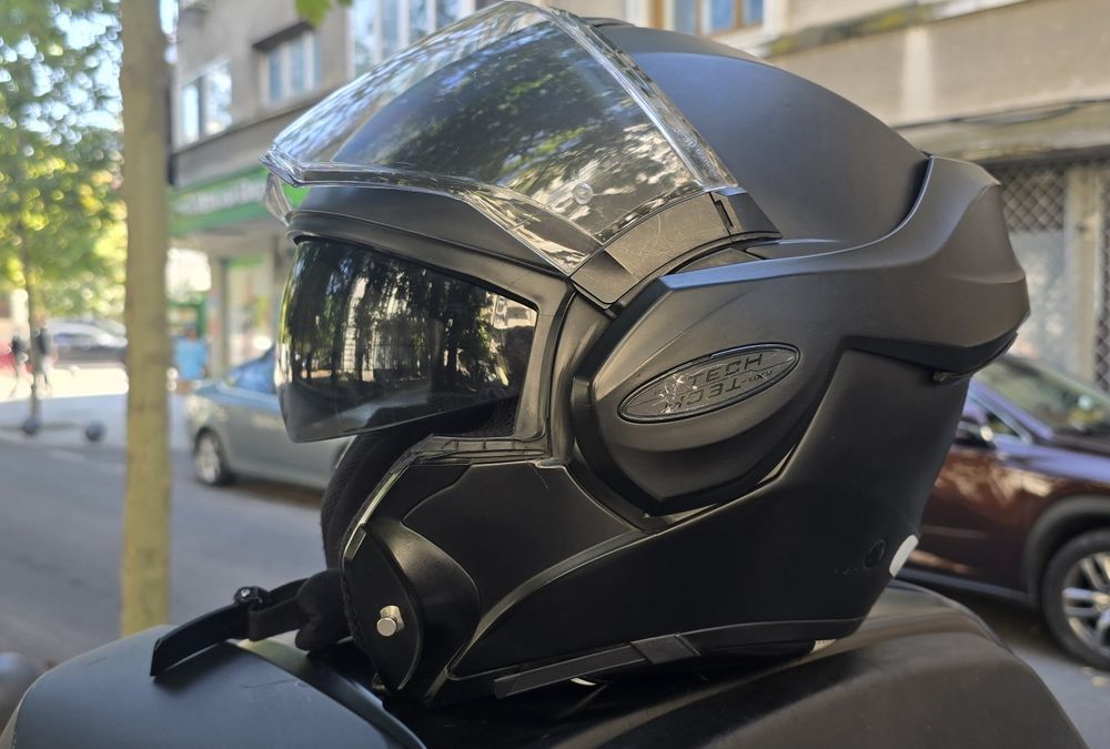 Scorpion Exo-Tech + cameră Sony Action Cam