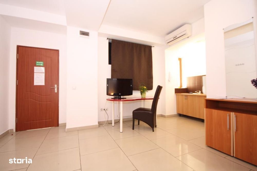 Universitate! Hotel 3 stele S+P+5E+M.