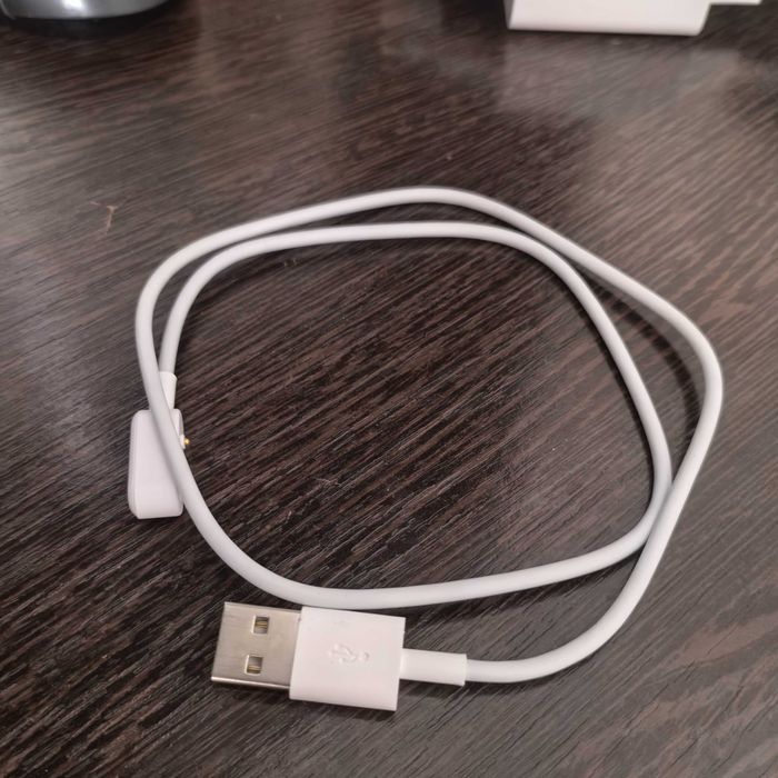 Продам фитнес браслет