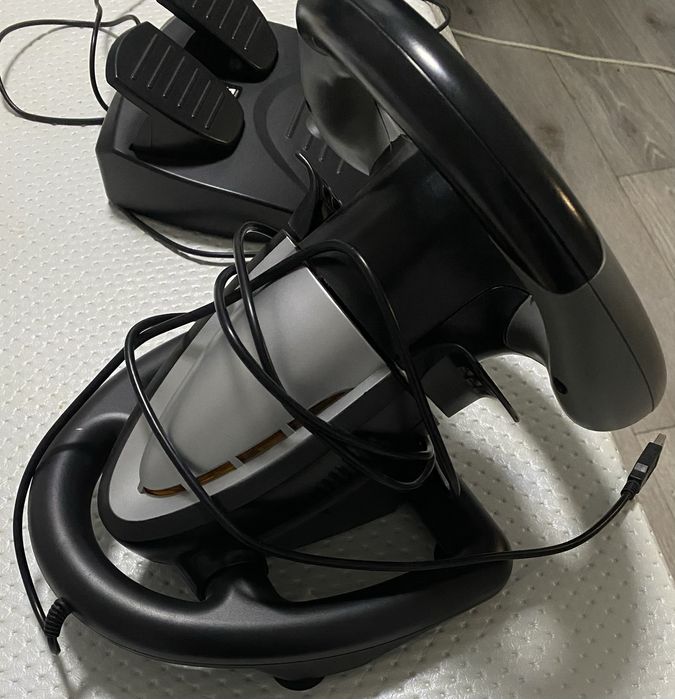 Игровой руль DEFENDER