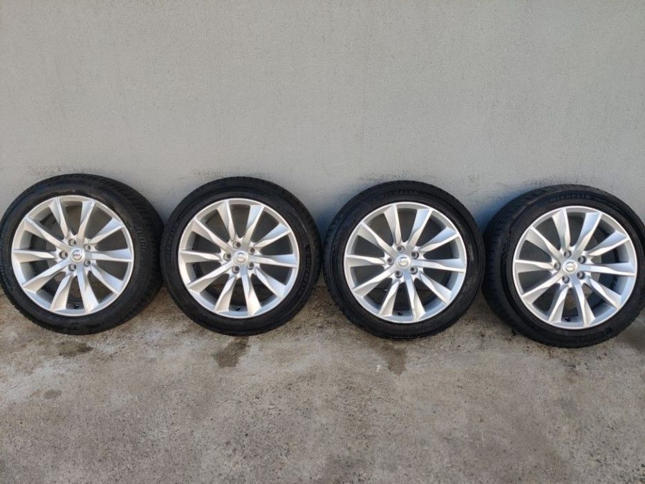 Jante 10 spite R18" Volvo S90 V90 S60 V60 S80 V70 V40 XC60 XC40 Michelin 31434952