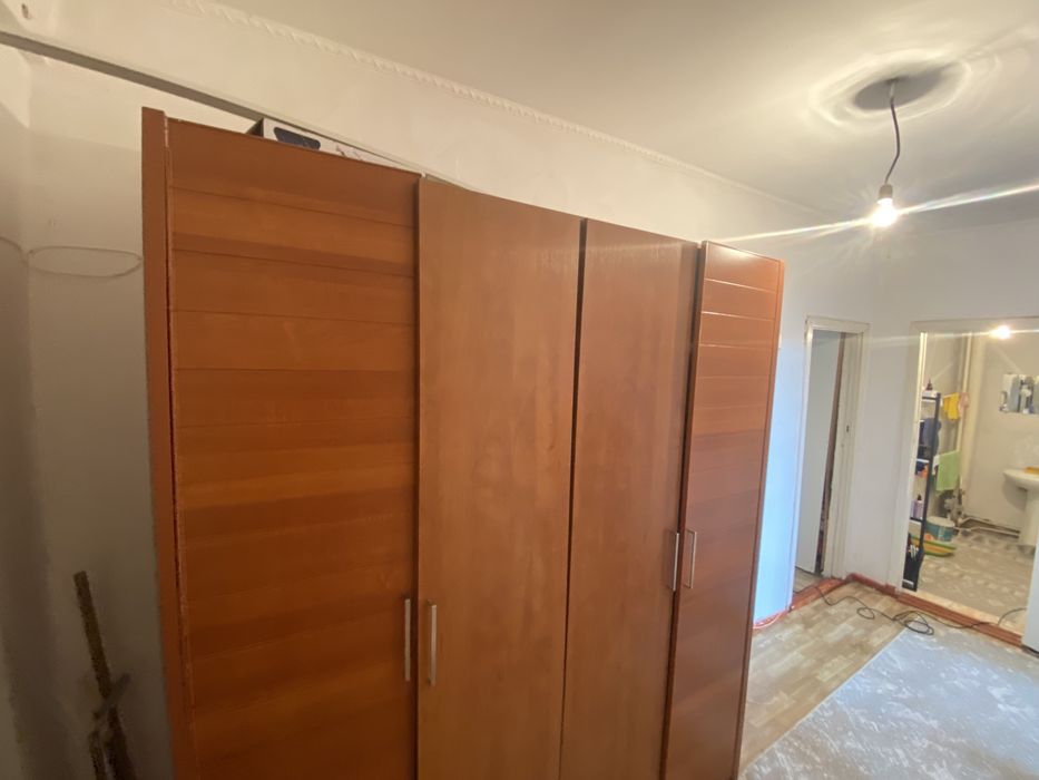 Продам шифоньер срочно