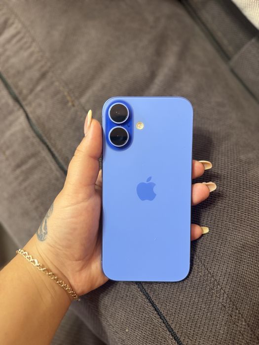 iPhone 16 128GB