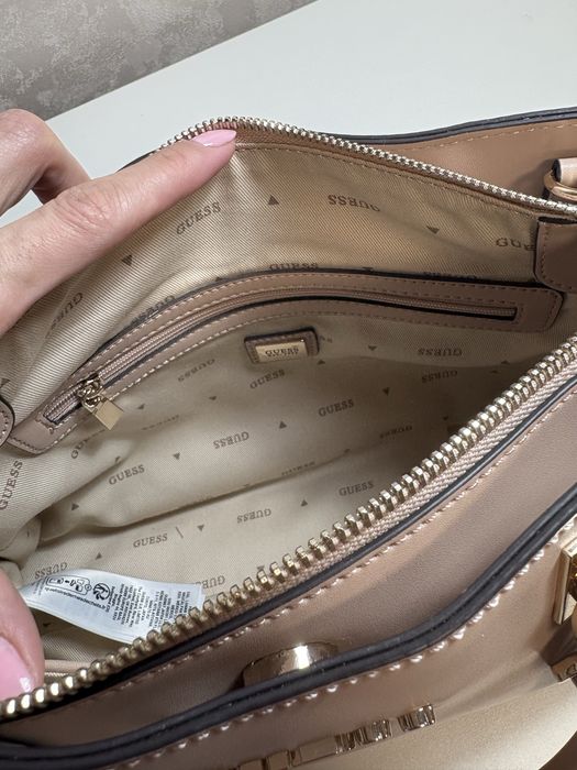 Элегантная сумочка Guess.Оригинал.