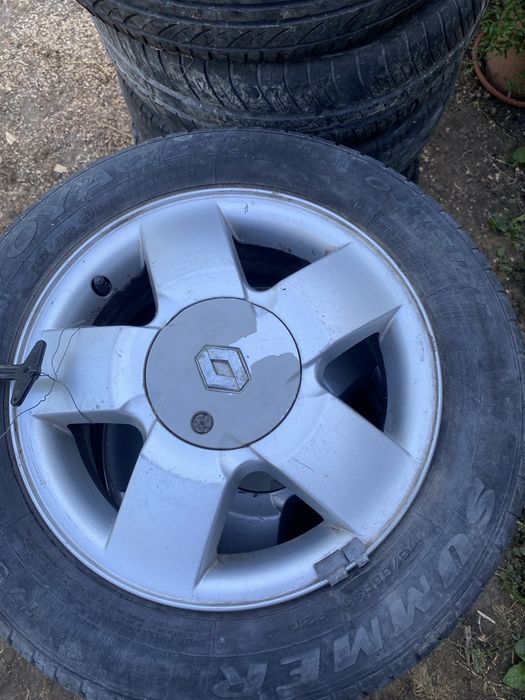8 jante aliaj ranault clio R14+ anvelope 175/65 R14