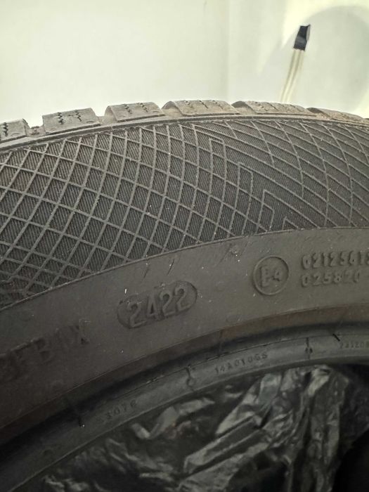 235/55/19 Continental WinterContact TS850P - 4бр DOT 2422