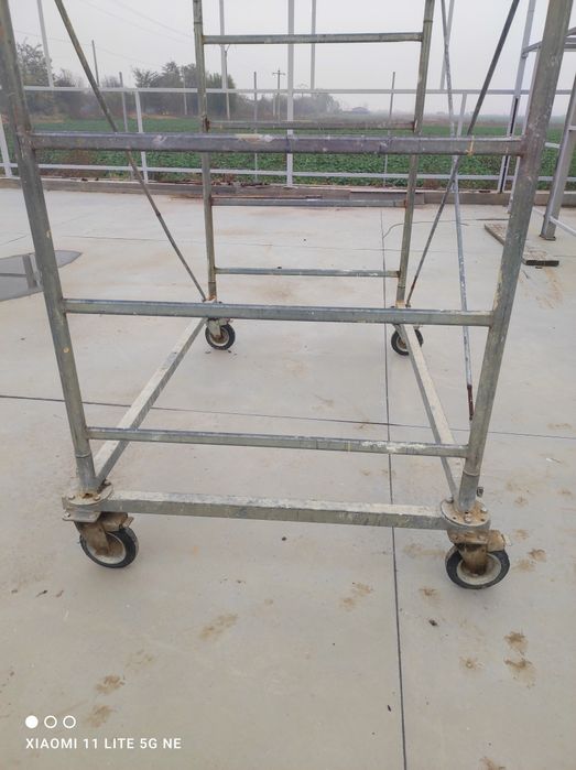 Schelă pe roți cu frâne se mișcă ușor 5 m înălțime