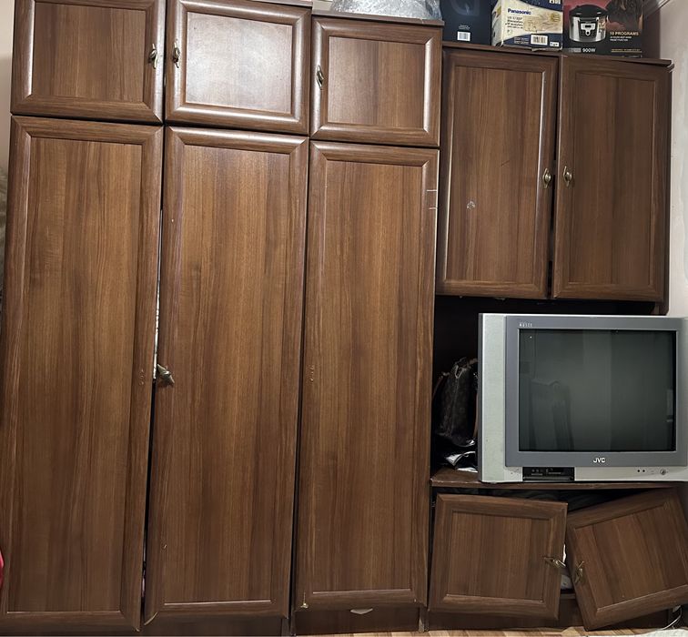 Шкафы 10 000тг.  В гостиную/спальную комнату