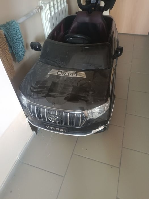 Машина детская prado