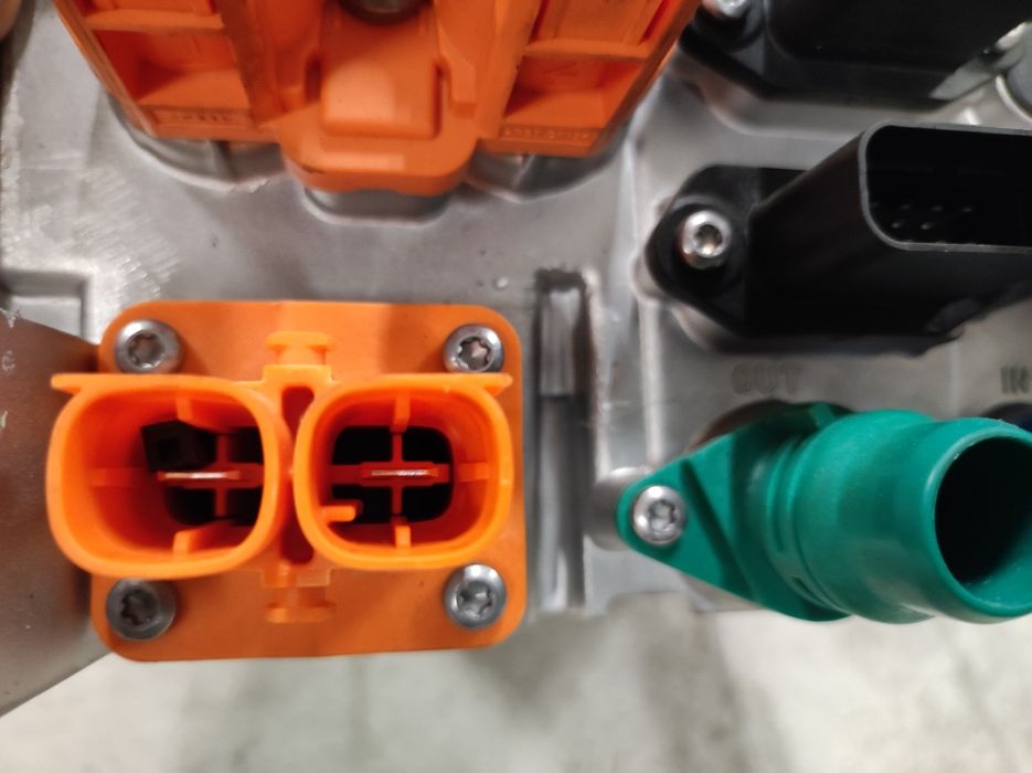 Конвектор-Зарядно устройство- за DS7 / ДС7 4х4 2023г A6MC60