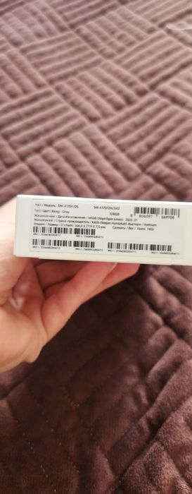 Продам Самсунг а17