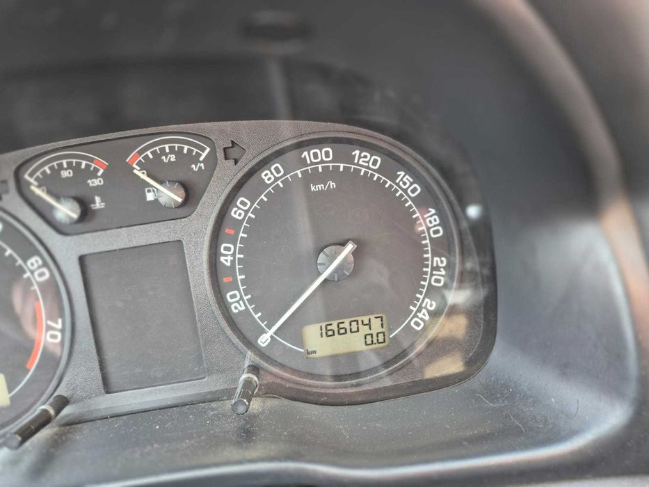 Vand Skoda Octavia 2003, Euro 4-Benzina 1.6, Climatizare