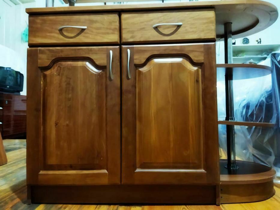 Барная стойка в квартиру