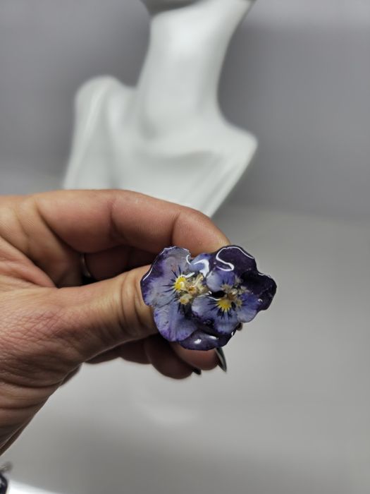 Комплект гривна, пръстен и обеци. Истински градински теменужки