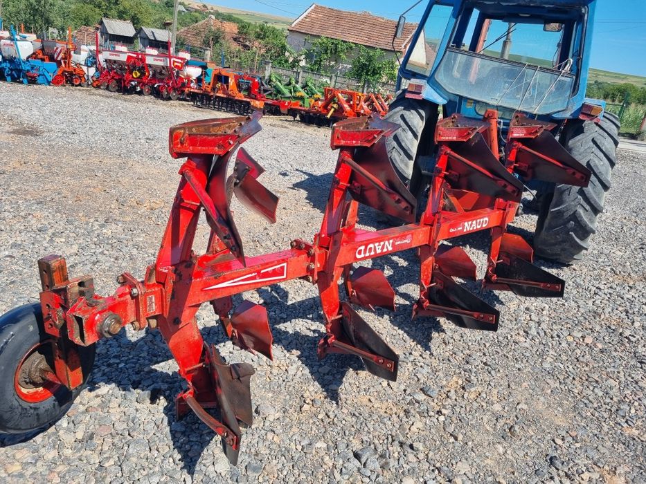 Plug Reversibil Naud 3+1 brazde