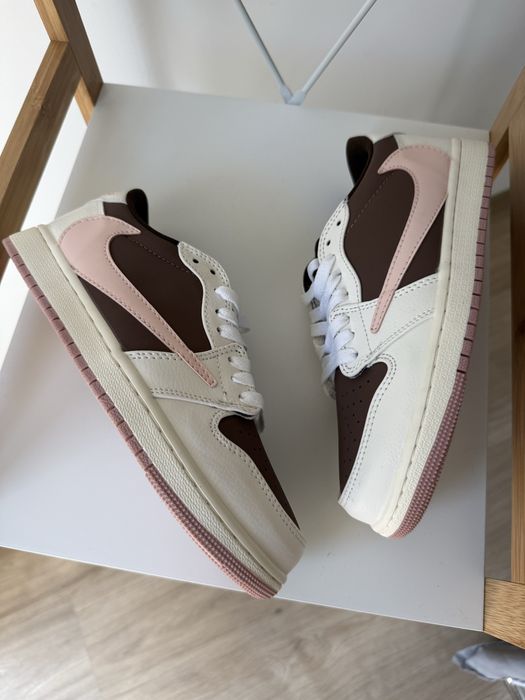 Маратонки nike dunk travis scott 38 размер