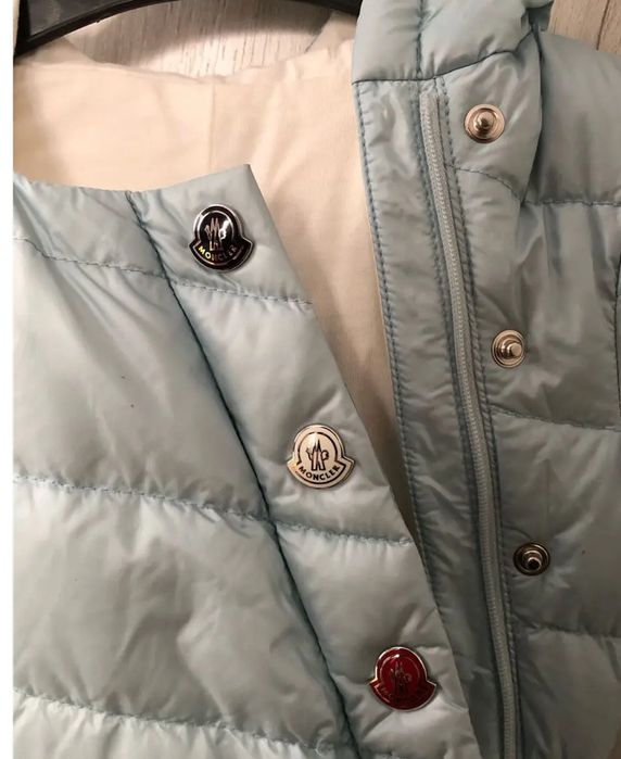 Combinezon moncler 12/18 luni