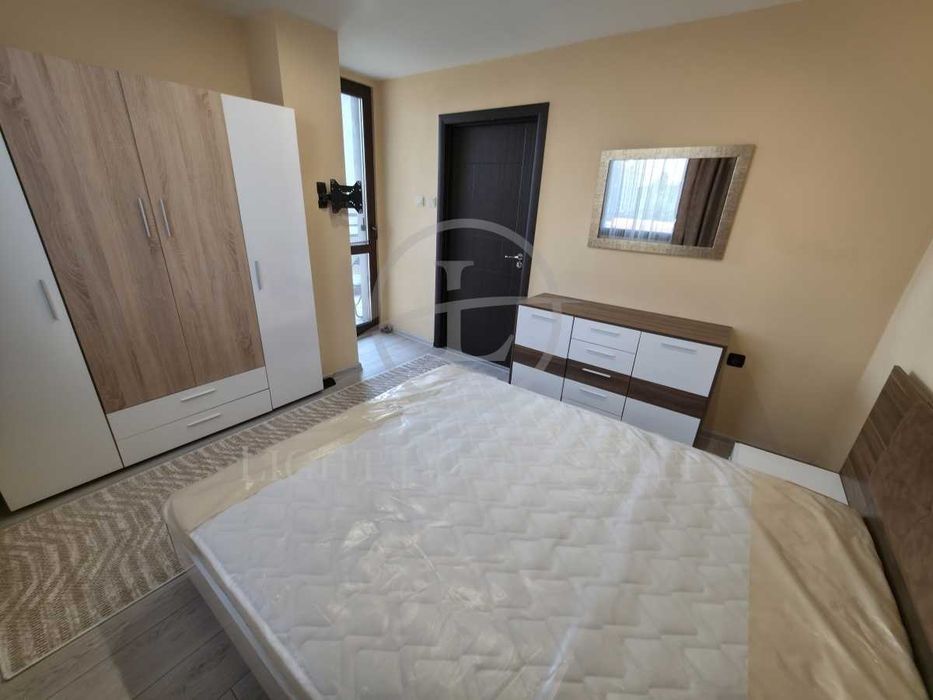 Продава се Тристаен апартамент в Пловдив, Каменица 2 - 90 кв.м за 1889 €/кв.м - Снимка #8