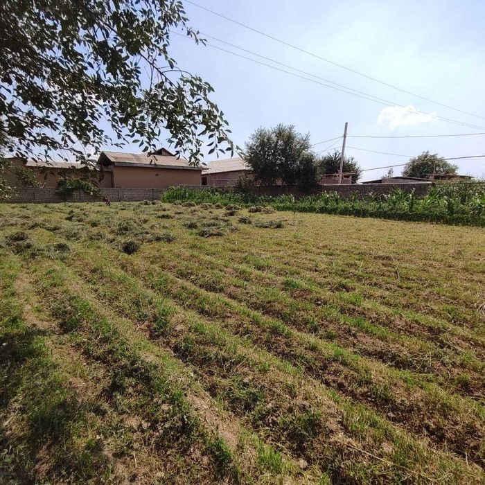 Продаётся участок под строительство 6 соток