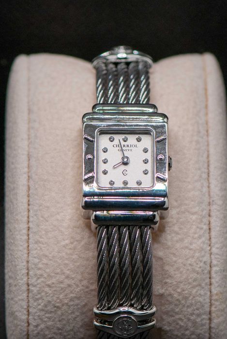 Швейцарски дамски часовник от 925 сребро - Charriol St. Tropez