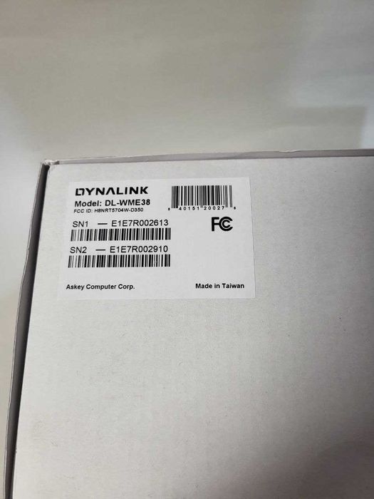 Dynalink AXE10200 mesh Wifi6E system