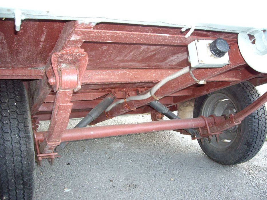 Продавам ремарке