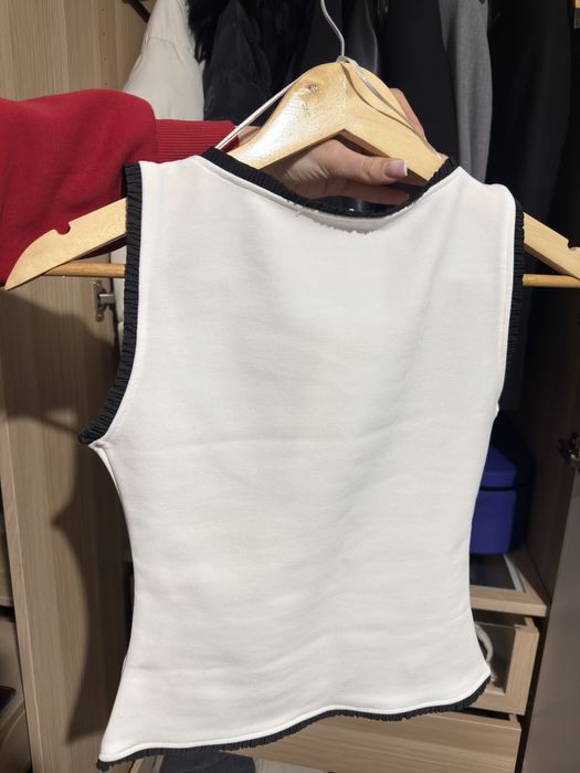 Дамски топ на марката  zara