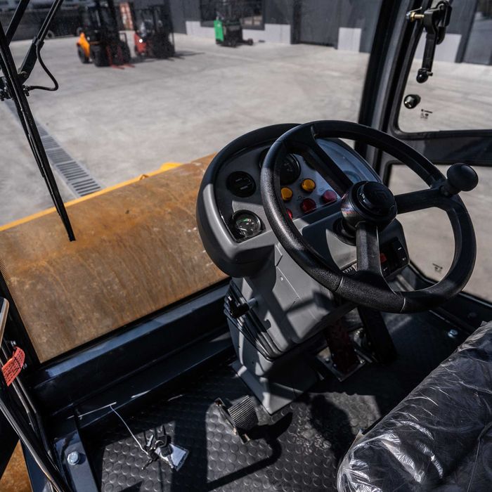 Грунтовый каток CLG6116E