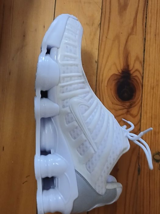 Маратонки NIKE Shox