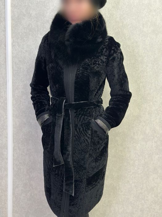 Продам шубу натуральную