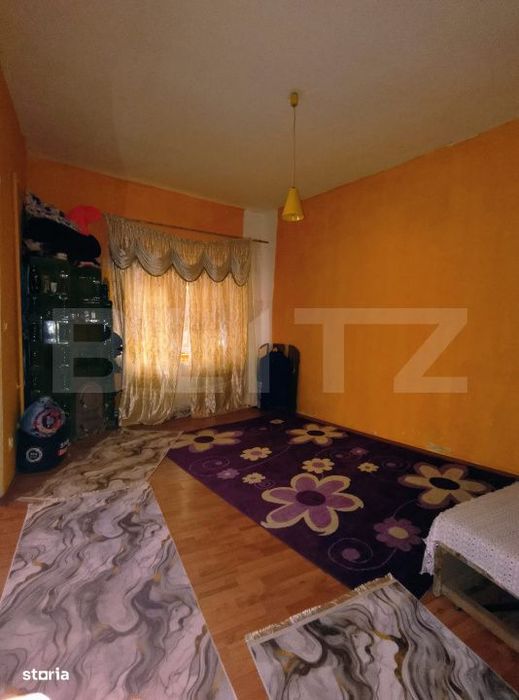 Casa 3 camere, 78 mp, 100 mp teren, zona Centrala
