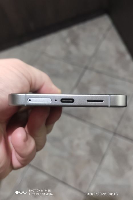 Samsung galaxy S25 plus-256GB  Silver Shadow