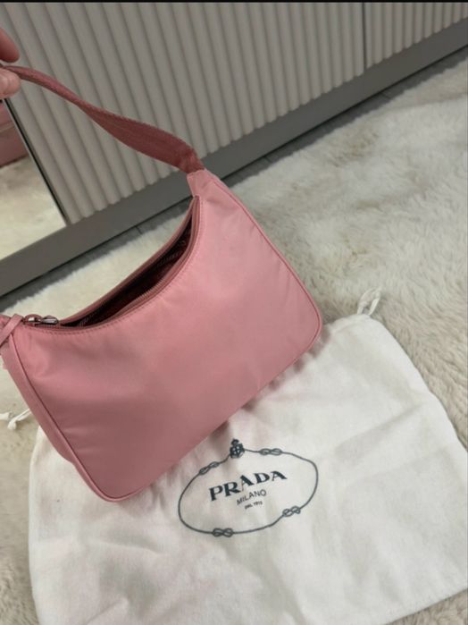 Geanta Prada Re-edition 2000