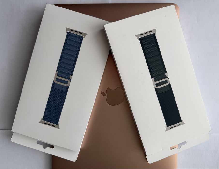 Оригинална каишка за Apple Watch Alpine Loop Зелена,синя