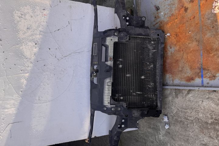 Trager / Calandru Skoda Fabia 6Y